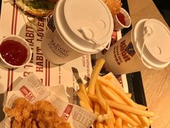 -The Habit Burger Grill 哈比特汉堡(复兴soho店)