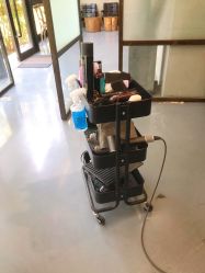 -Hair Co.一间沙龙