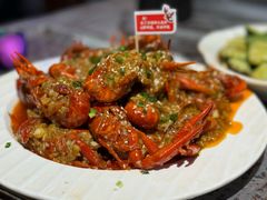 -老街烧烤大排档·地道湖北菜·龙虾馆(汉口火车站店)
