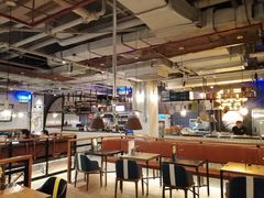 大堂-机器人火炉披萨