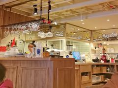 -玛格萝妮比萨屋(陆家浜路店)