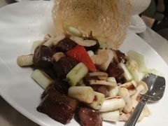 野菌葱爆雪花牛肉粒-香港百合居(LCM置汇旭辉广场店)