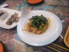 -乡村馕坑肉·烧烤·新疆菜·本地人更爱吃(阿勒泰首店)