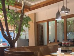 大堂-蜜桃餐厅·伴山(湖滨商业街店)