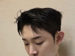 -变画·发型STUDIO