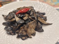 -乡村馕坑肉·烧烤·新疆菜·本地人更爱吃(阿勒泰首店)