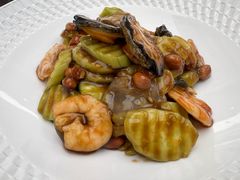 -品海楼·大连海胆锅贴馆(东港店)