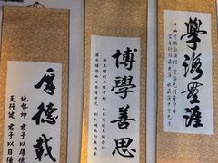 -荒岛实景沉浸密室(江汉路1店)