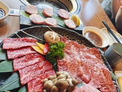 -炼火烤肉店