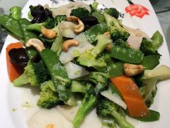 -大胡同天津菜·海肠捞饭·津门皮皮虾锅贴一绝(西姜井店)