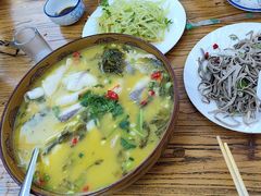 -溢心园香河肉饼总店