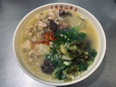 -文山荷鲜居(翠湖店)