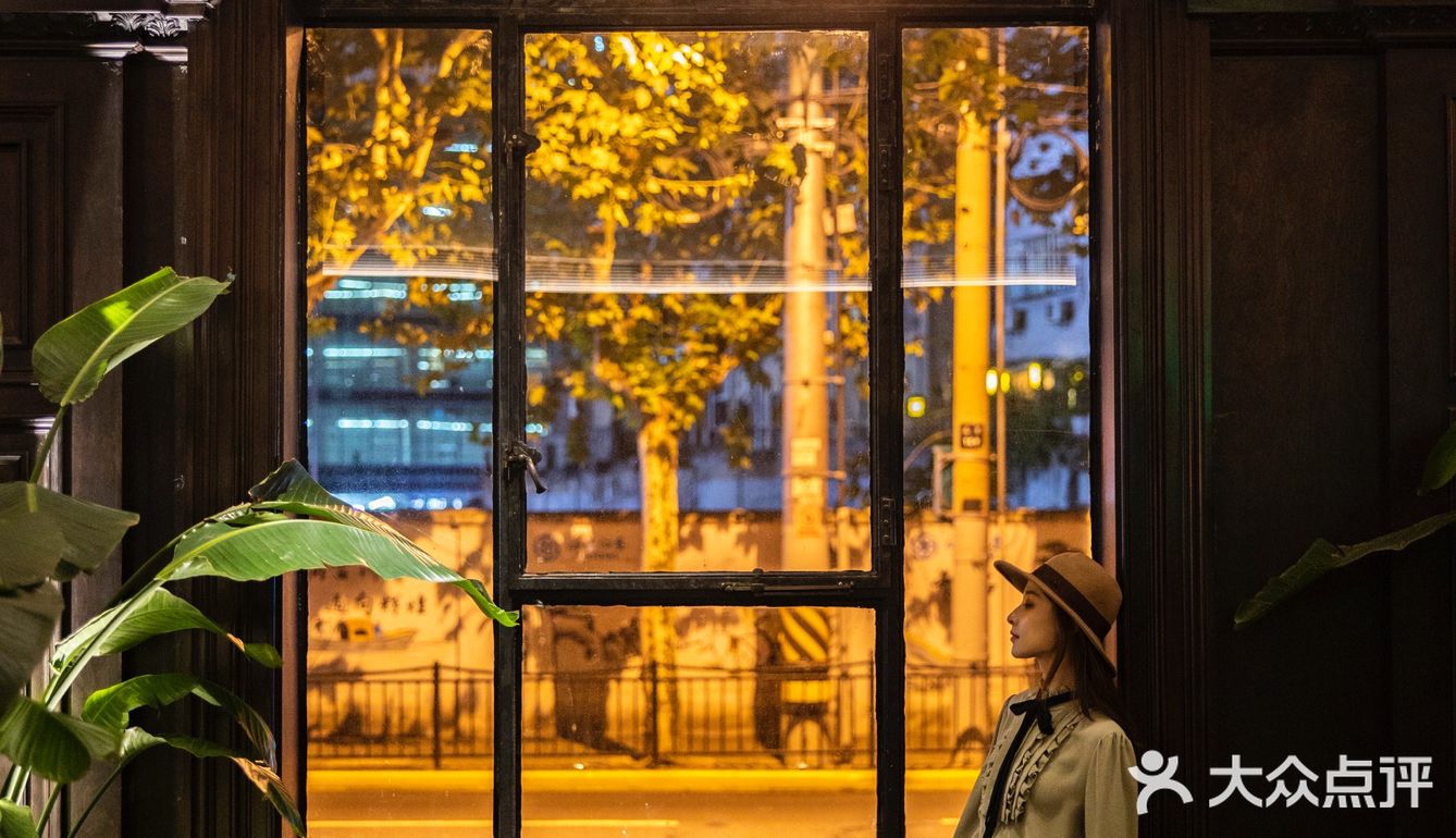 推开百年历史建筑的大门|探索神秘的滇味小酒馆