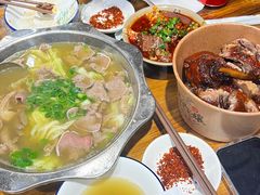 -谢老五跷脚牛肉·非遗传承店