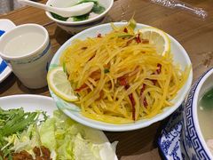 酸辣土豆丝-满园烤鸭·春饼(太原街万达店)