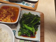 -老乡鸡(上海白玉兰广场店)