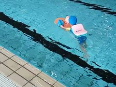 -健龙森俱乐部·游泳·健身·羽毛球综合体育馆