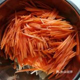 清爽可口的凉拌莴笋