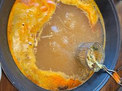 -花菇朵·云山雀 ll 野生菌锅·野果酸汤·精品滇菜(万柳店)