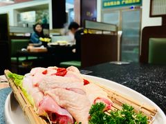 -得意咚瓜·顺德鱼生·冬瓜火锅(深圳首店)