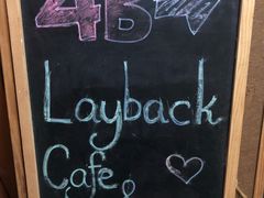 -layback cafe & bar