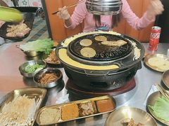 -胡悦里韩式烤肉(芝罘万达广场店)