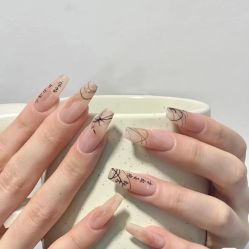 -1T·1M 日式美甲美睫