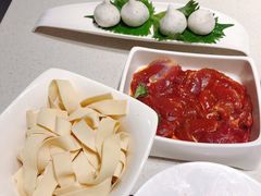 -海底捞火锅鲜切牛肉主题店(长寿路店)