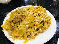 -一哥美食(总店)