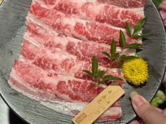 -山川小町·极番烧肉(新地假日广场店)