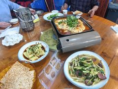 -邹胖哥好好吃餐馆(荔波美食街店)