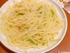 炝土豆丝-老昌春饼(中央大街店)