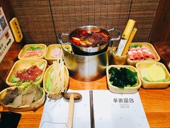 -独食火锅·半米屋台(直营总店)