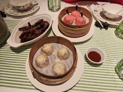 -桂满陇·手作小笼包&江南叫花鸡(中山公园店)
