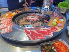 -哈哈碳都·牛肋条无限自助烤肉(台江万达店)