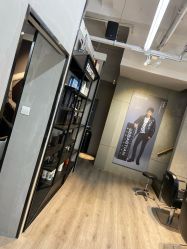 -塞巴斯汀SEBASTIAN专业美发店