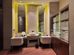 -爱乐国际温泉水疗会