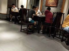 大堂-北平食府·北京烤鸭(北京西站六里桥店)