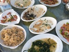 -四川小胡子海鲜(丁村万人海鲜广场店)