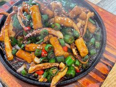 铁板鱿鱼须-八张桌子(老店)