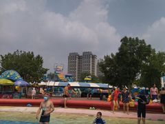 -欢乐水魔方水世界