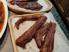 -小董哥烤串·爆汁大油边(故宫店)