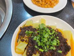 特色凉粉-味臻土鸡杂
