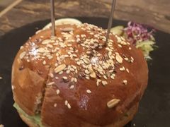 -HIGH FIVE哈福手工汉堡(桂林路店)