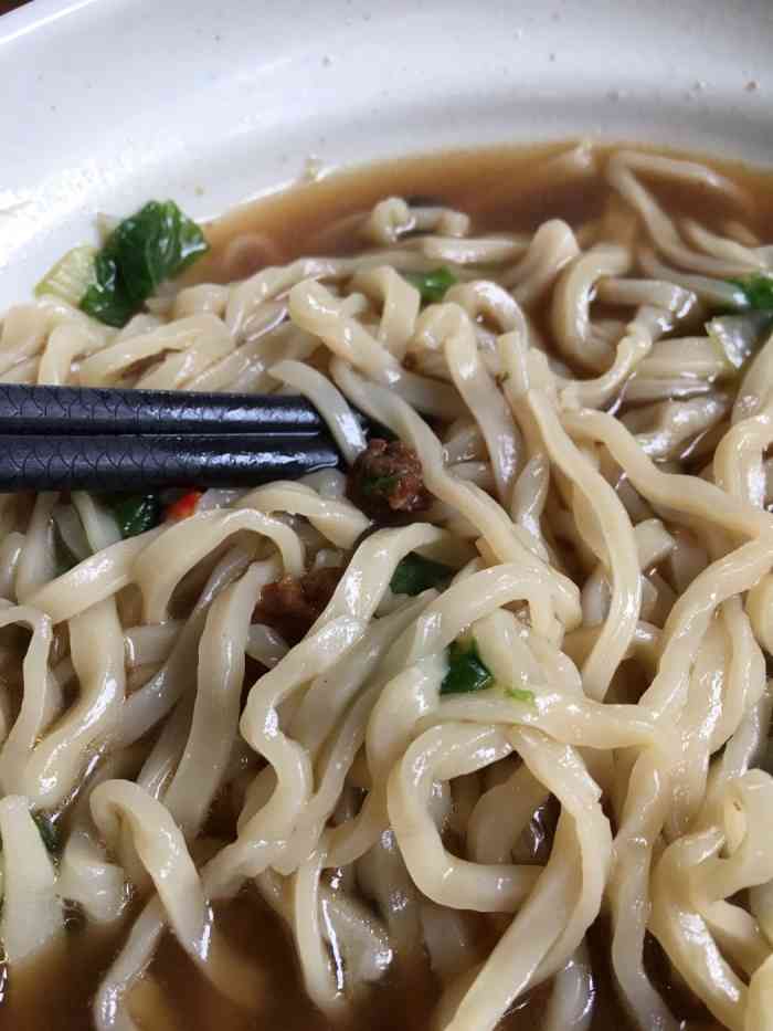 经常会来吃吃,金华龙游人开的.