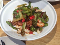 -关东小磨东北菜(上海长风大悦城店)