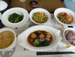 -金鹰国际月子中心(新街口店)