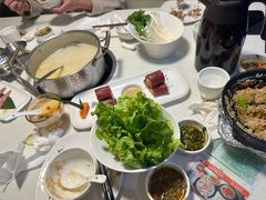 -煲王粤菜餐厅(中侨中心店)