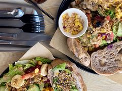 牛油果吐司-251#coffee roasters(沿河东路店)