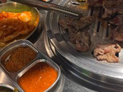 -哈哈碳都·牛肋条无限自助烤肉(宝龙店)